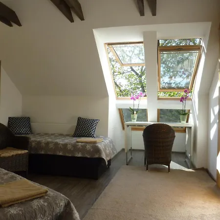 Velky V Rodinnom Dvojdome, Free Parking *